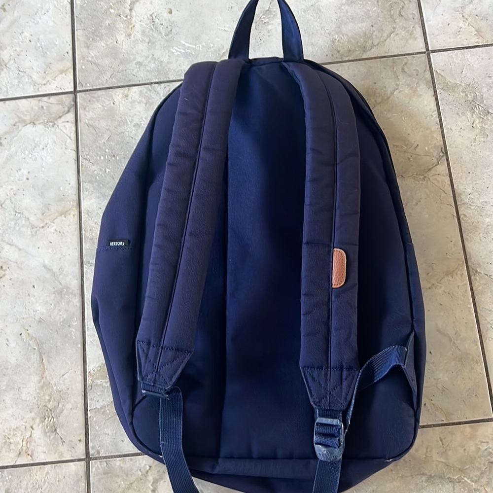 Herschel Backpack - image 3